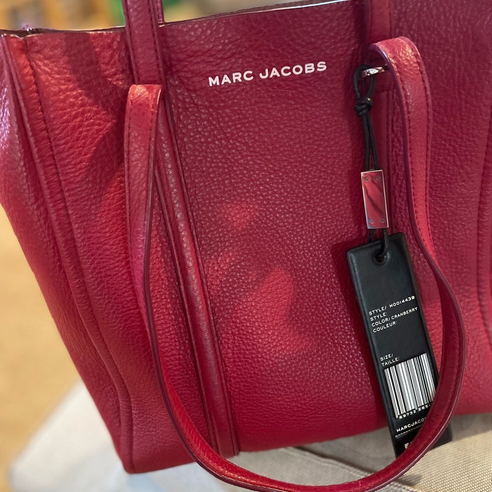 Marc Jacobs Leather Tag Tote Cranberry Red - Picture 10 of 11